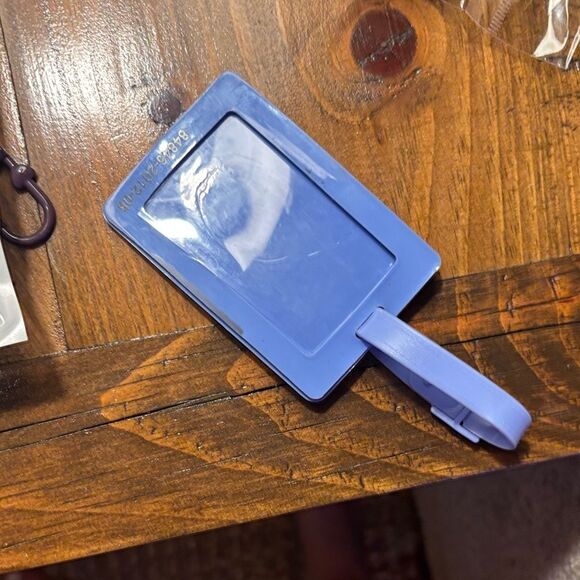 Yellow Leather Card Holder and Accessories - Picture 8 of 16